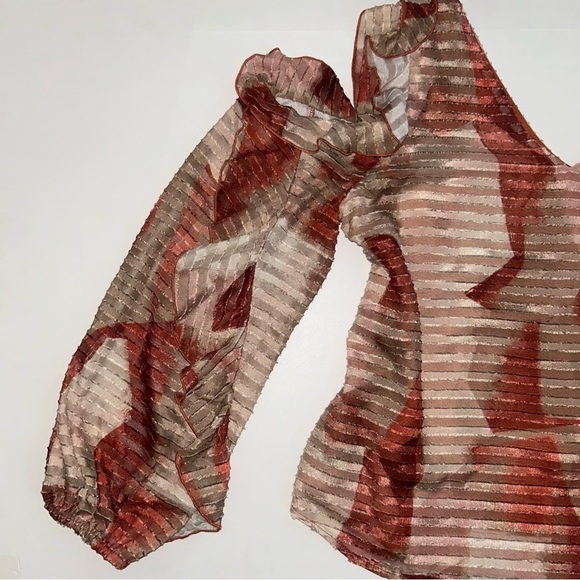 Adrienne Landau Asymmetrical Ruffled 3/4 Sleeve off shoulder flowy Blouse L - Picture 5 of 12